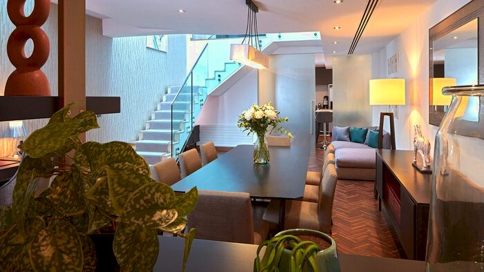 4 Bedroom Town House To Rent In Cheval Place, London, SW7