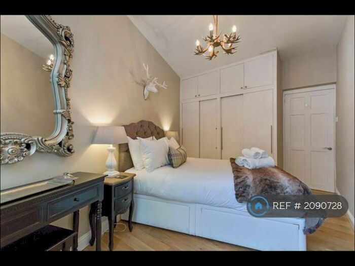 1 Bedroom Flat To Rent In Lady Wynd, Edinburgh, EH1