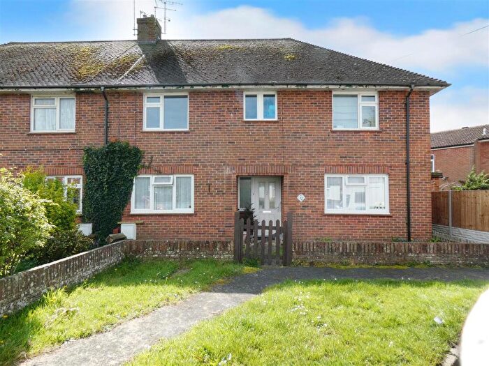 2 Bedroom Apartment For Sale In Walders Road, Rustington, BN16