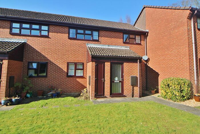 2 Bedroom Property For Sale In Rookwood View, Denmead, Waterlooville, PO7