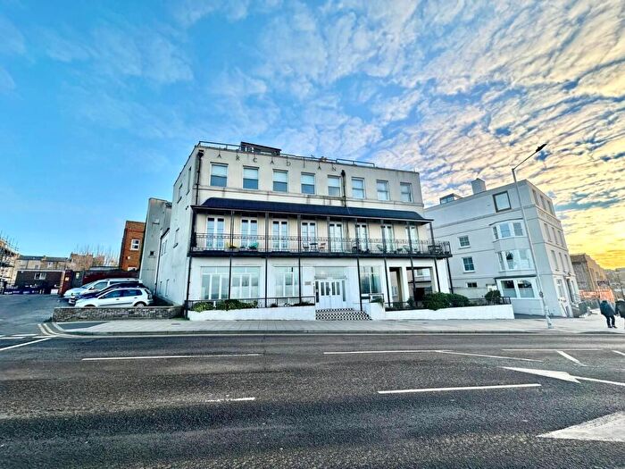 2 Bedroom Flat To Rent In Fort Hill, Margate, CT9