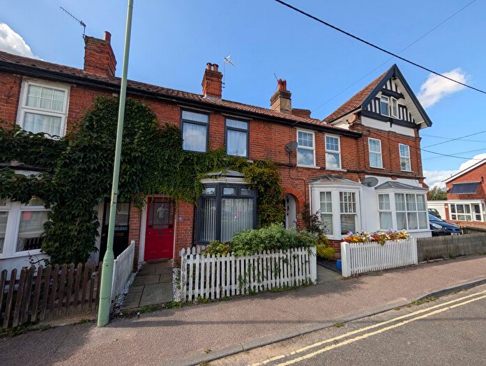 2 Bedroom Terraced House For Sale In Chapel Road, Saxmundham, IP17