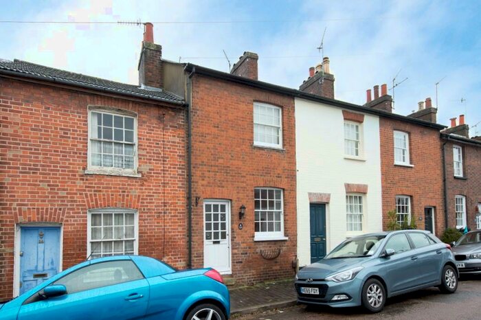 2 Bedroom Terraced House To Rent In Portland Street St. Albans, AL3