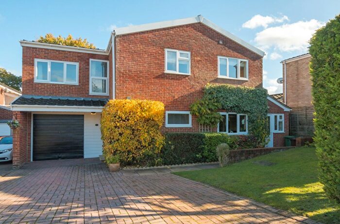 4 Bedroom Detached House For Sale In Headley, Hampshire, GU35