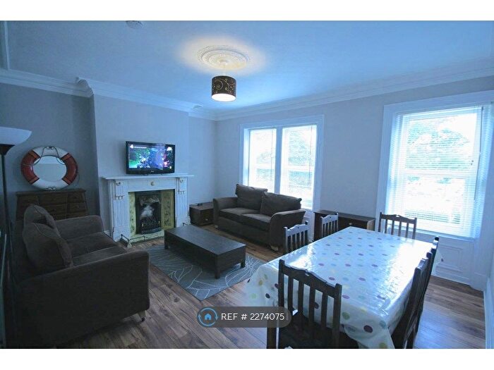 4 Bedroom Flat To Rent In Osborne Avenue, Newcastle Upon Tyne, NE2