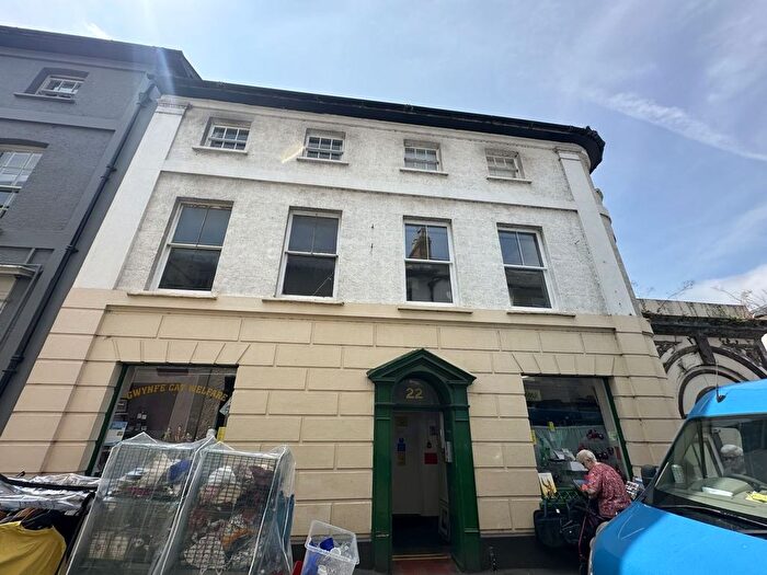 1 Bedroom Flat To Rent In Castle Street, Brecon, LD3