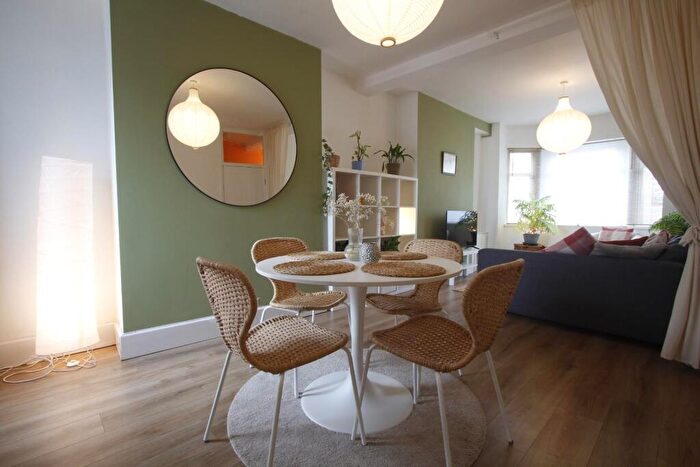 2 Bedroom Terraced House To Rent In Kingsland Terrace, Pontypridd, CF37