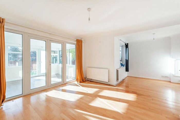 3 Bedroom Terraced House To Rent In Frithwood Avenue, Northwood, HA6