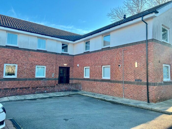 2 Bedroom Flat To Rent In Flat /, Old Greenock Road, Inchinnan, Renfrew, PA4