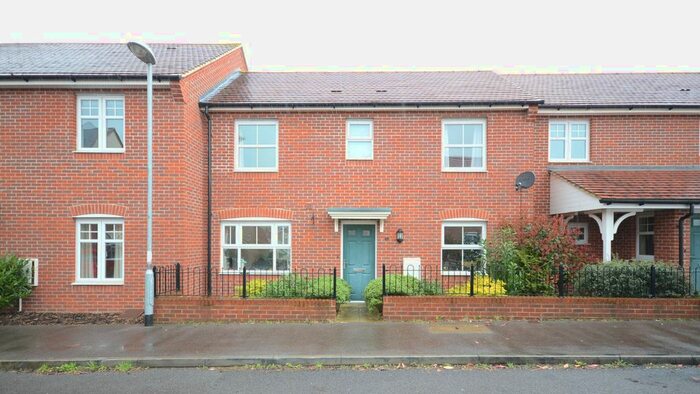 3 Bedroom Terraced House To Rent In Pheasant View, Bracknell, RG12