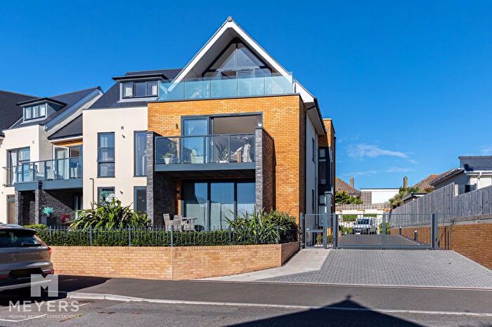 2 Bedroom Flat For Sale In Meraki, Cellars Farm Road, Hengistbury Head, BH6