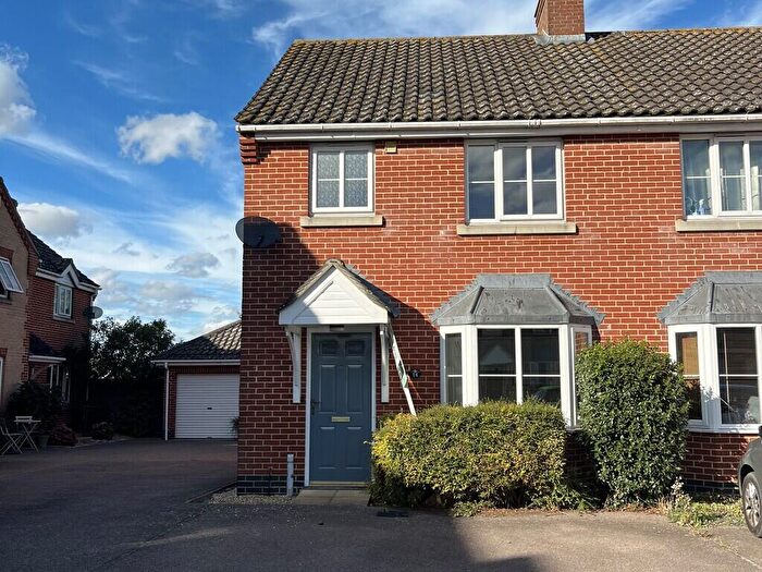3 Bedroom Semi Detached House To Rent In Diss, IP22