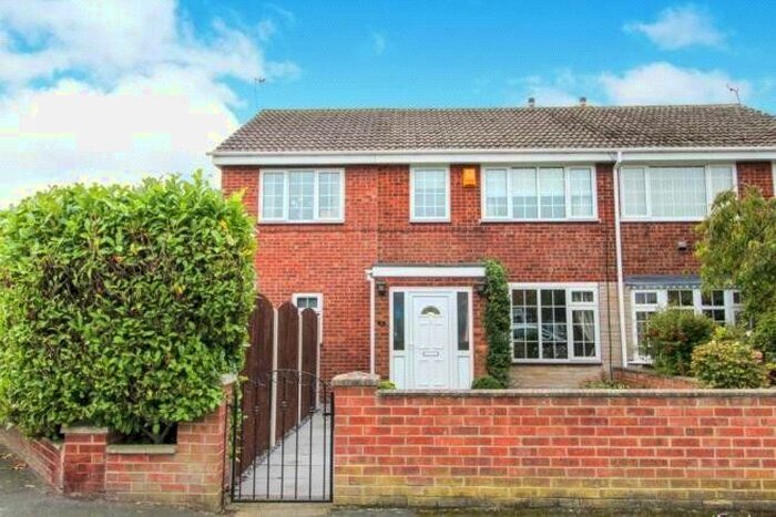 4 Bedroom Semi-Detached House To Rent In Oak Avenue, Goole, East Yorkshire, DN14