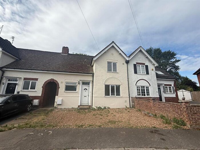 3 Bedroom Terraced House To Rent In Legion Crescent, Kettering, NN16