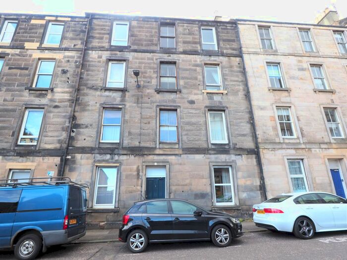1 Bedroom Flat To Rent In West Montgomery Place, Edinburgh, EH7
