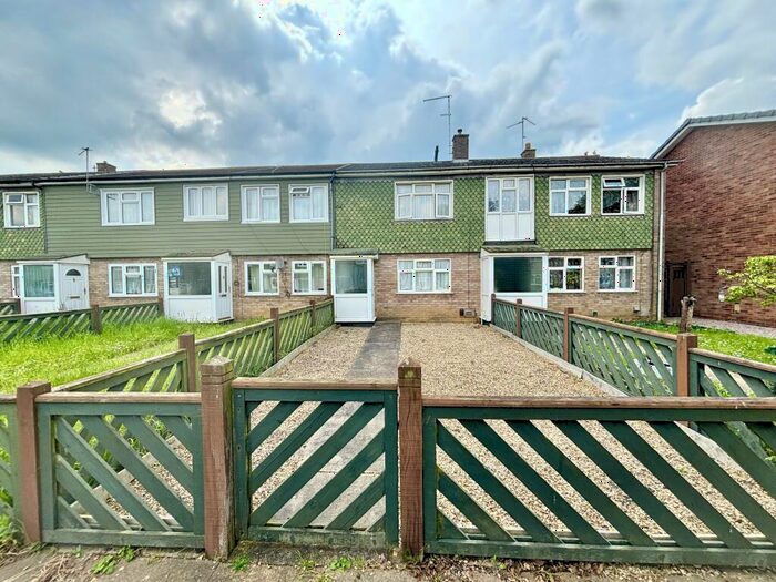 2 Bedroom House To Rent In Lowick Gardens, Peterborough, PE3