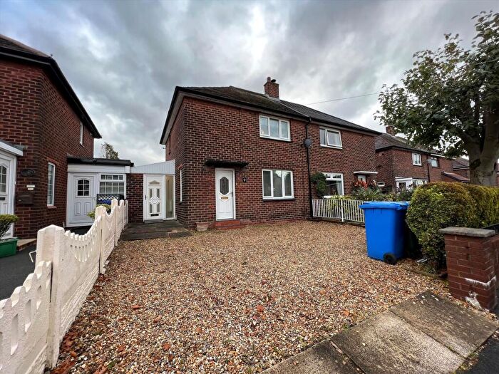 2 Bedroom Semi-Detached House To Rent In Derwent Rd, Chorley, PR7