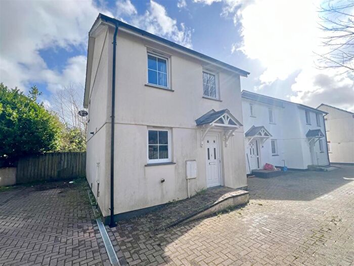 3 Bedroom End Of Terrace House For Sale In Bakery Close, St. Austell, PL25