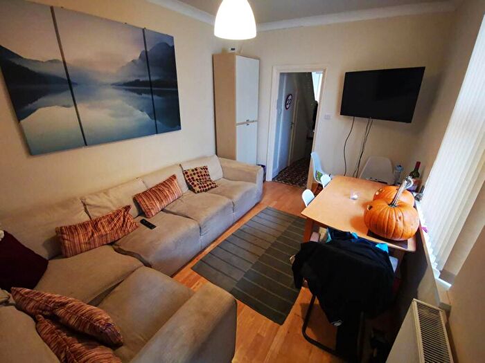 5 Bedroom House To Rent In Tewkesbury Street, Cathays, Cardiff, CF24