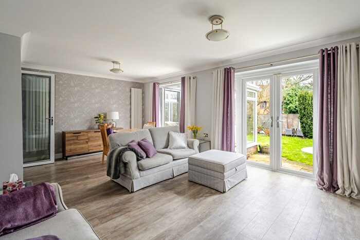 4 Bedroom Detached House For Sale In Welbeck Drive, Langdon Hills, SS16