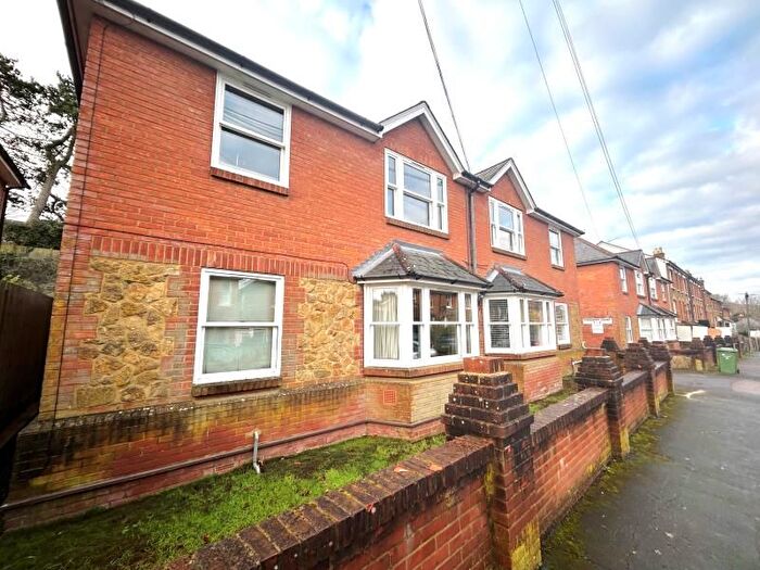 1 Bedroom Flat To Rent In Addison Road, Guildford, GU1