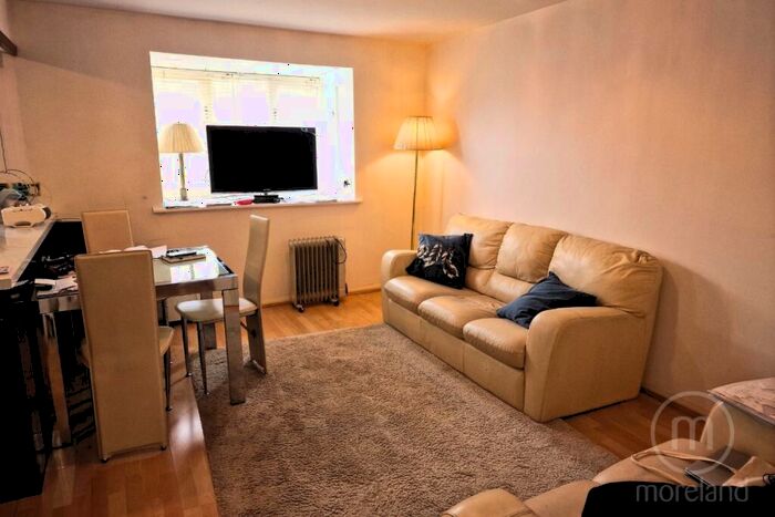 1 Bedroom Apartment To Rent In Draycott Close, Cricklewood, NW2
