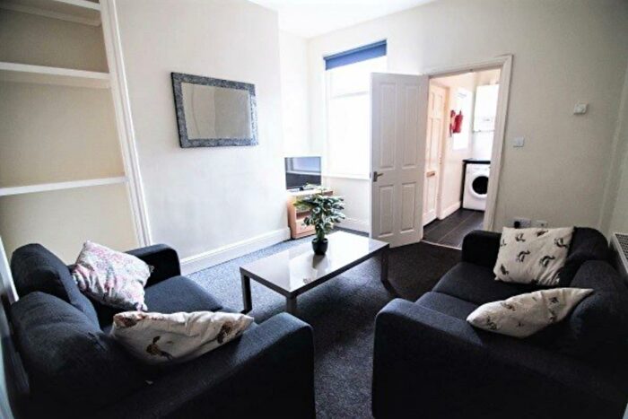 4 Bedroom Terraced House To Rent In Harefield Road, Sheffield, S11