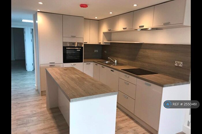 2 Bedroom Flat To Rent In The Quay, Plymouth, PL9