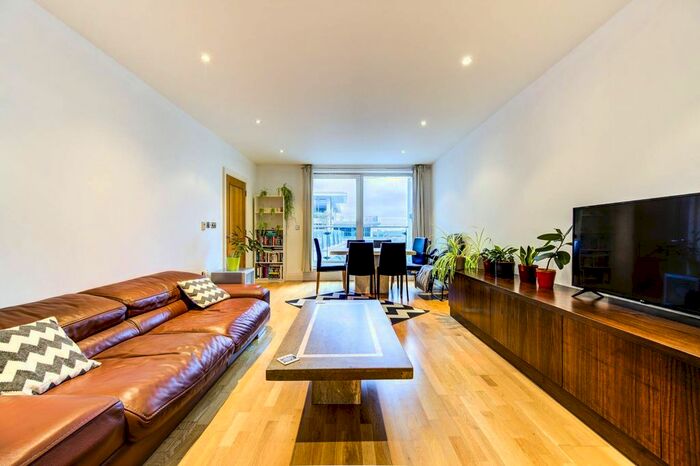 2 Bedroom Flat To Rent In Harbour Reach, Imperial Wharf, London, SW6
