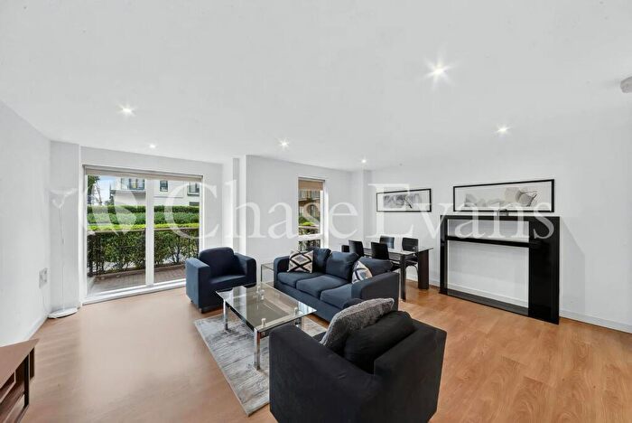 2 Bedroom Flat To Rent In Kara Court, Caspian Wharf, Seven Sea Gardens, Bow, London, E3