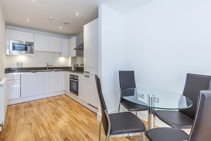 1 Bedroom Flat To Rent In Empire Reach, Greenwich, SE10