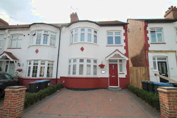 4 Bedroom End Of Terrace House To Rent In Highfield Road, London, N21