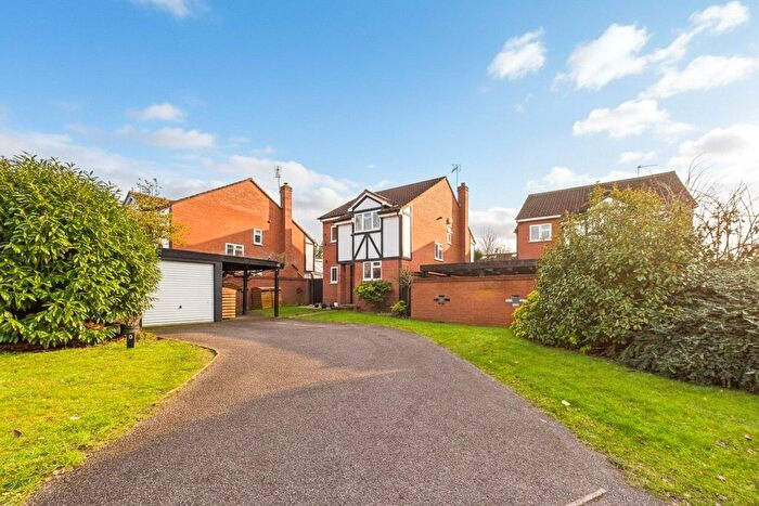 4 Bedroom Detached House For Sale In Deerswood, Maidenhead, Berkshire, SL6