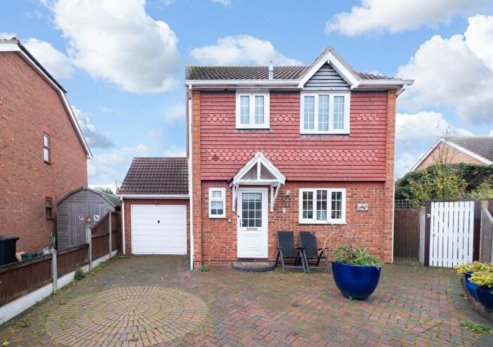 3 Bedroom Detached House For Sale In The Briars, Long Reach Close, Whitstable, Kent, CT5