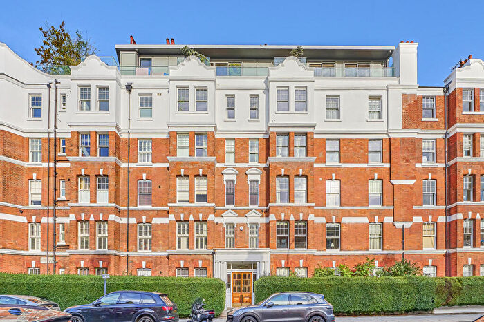 3 Bedroom Apartment For Sale In Cambridge Road, London, SW11
