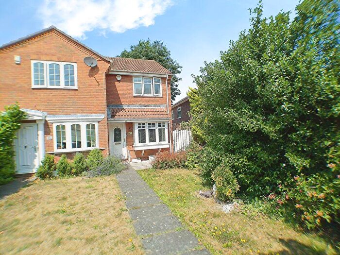 2 Bedroom Semi-Detached House For Sale In Silvermere Drive, Ryton, NE40