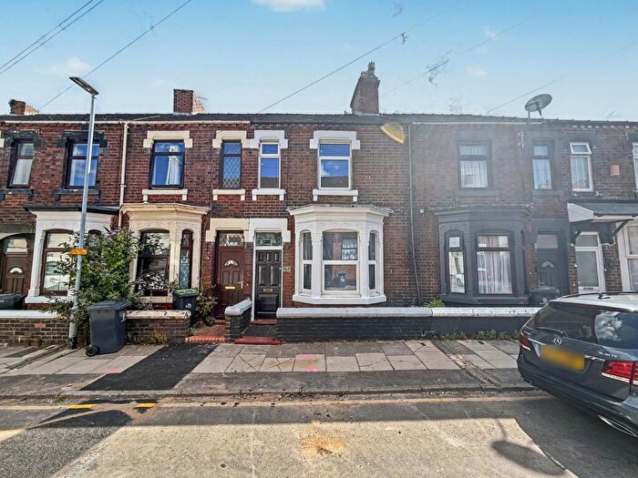 3 Bedroom Terraced House For Sale In St. John Street, Stoke-On-Trent, ST1