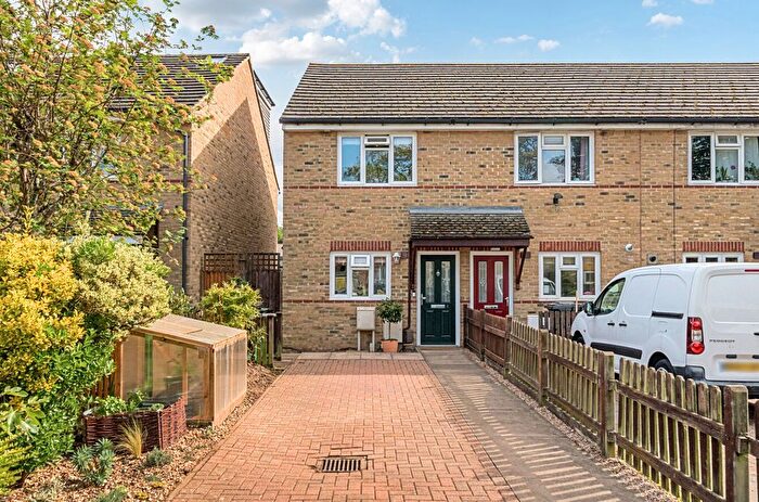 2 Bedroom End Of Terrace House For Sale In Hansom Terrace, Freelands Grove, Bromley, BR1
