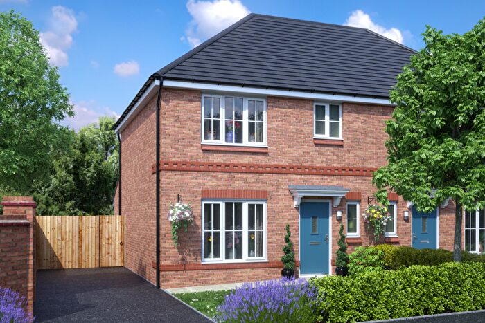 3 Bedroom House To Rent In Deanshut Road, Oldham, OL8