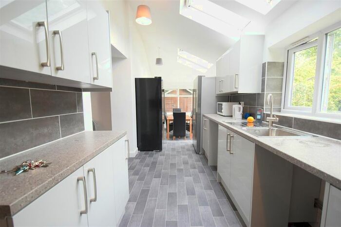 8 Bedroom Detached House To Rent In Elmdon Road, Selly Park, Birmingham, B29