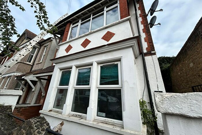 2 Bedroom Property To Rent In Bedroom Property In Southend On Sea, SS1