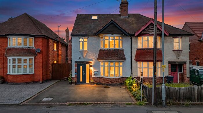 4 Bedroom Semi-Detached House For Sale In Beacon Road, Loughborough, LE11