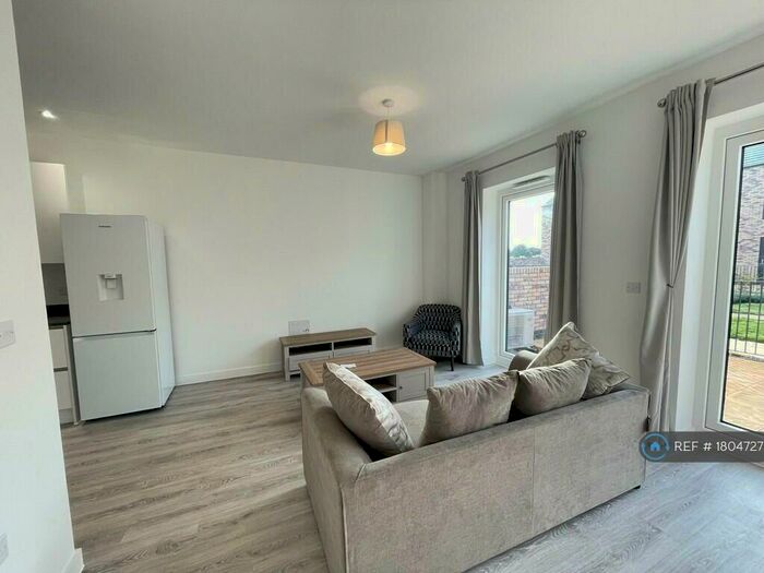 3 Bedroom Terraced House To Rent In Bird Close, Birmingham, B12