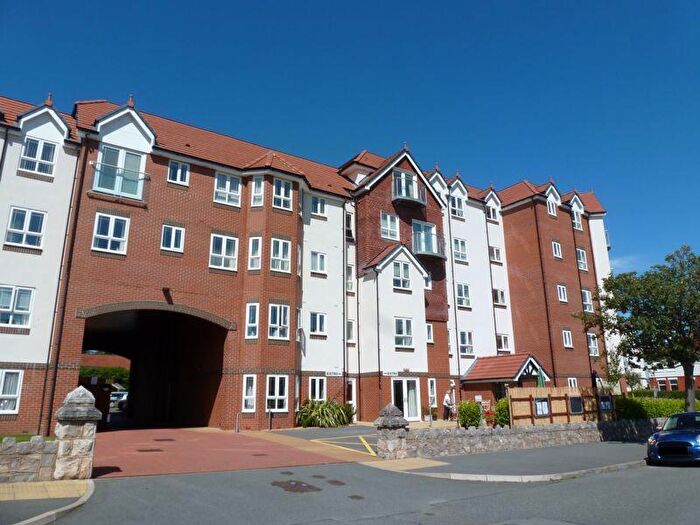 2 Bedroom Retirement Property For Sale In Abbey Road, Rhos On Sea, LL28