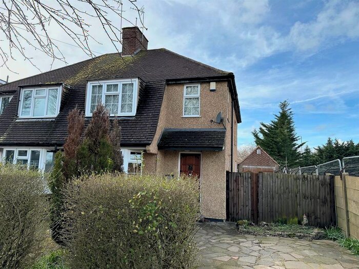 3 Bedroom Semi-Detached House To Rent In Harvey Road, Northolt, UB5