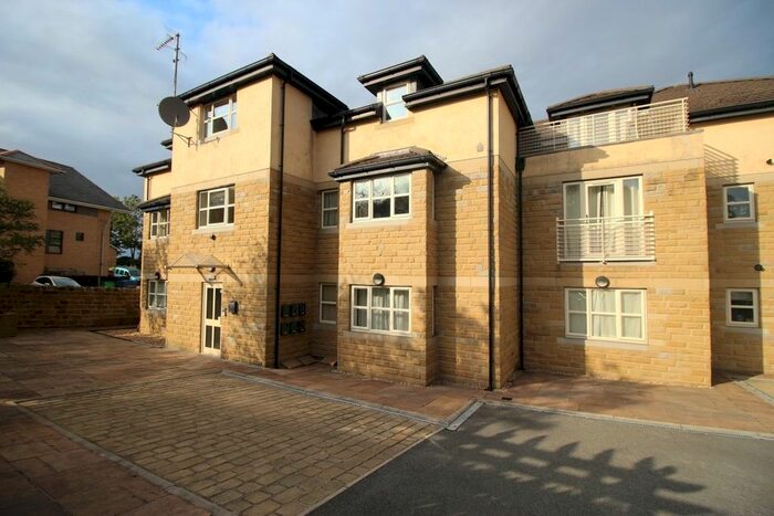 2 Bedroom Flat To Rent In The Grange, Beever Lane, Barnsley, South Yorkshire, S75