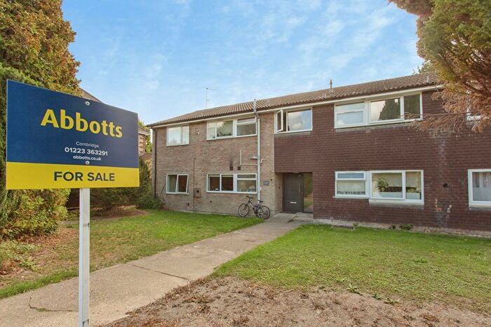 2 Bedroom Flat For Sale In Strangeways Road, Cambridge, Cambridgeshire, CB1