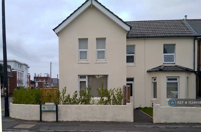 6 Bedroom Detached House To Rent In Parker Road, Bournemouth, BH9