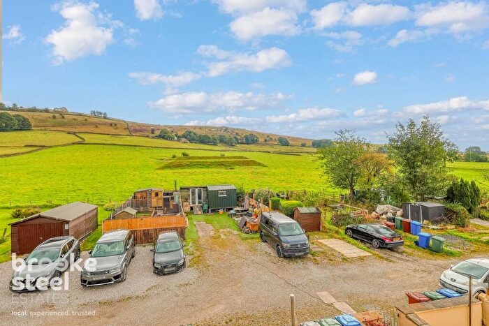 4 Bedroom Terraced House For Sale In Burnley Road, BL0