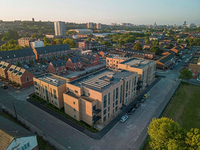2 Bedroom Flat For Sale In City Residence, Liverpool, L5